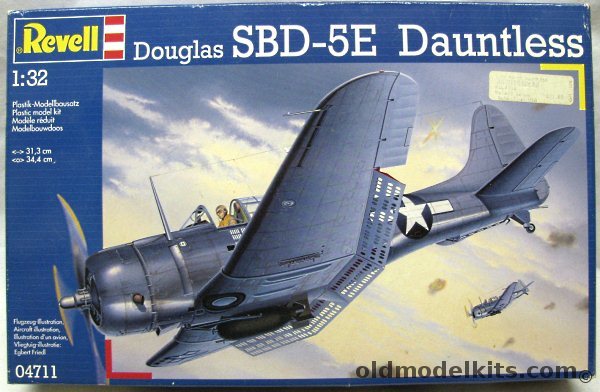 Revell 1/32 Douglas SBD-5E Dauntless - US Marines VMSB-231  South Pacific 1944 / MSS-3 AS Bourne Field St. Thomas Virgin Islands 1944 / French Navy Sq 4 FB Cognac Late 1944, 04711 plastic model kit